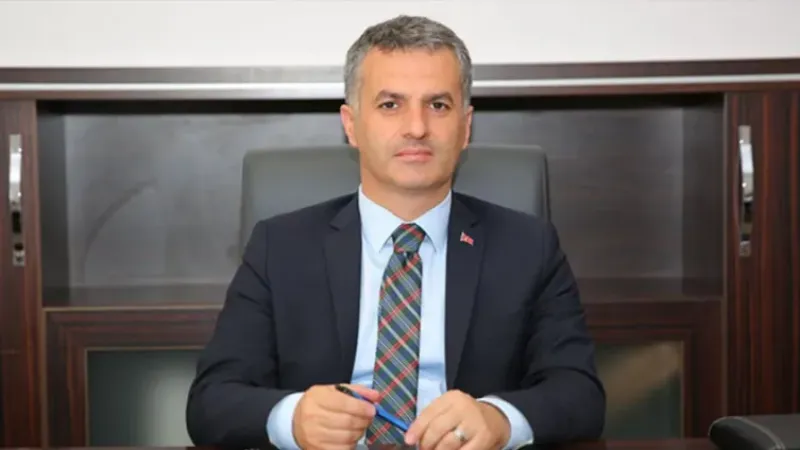 Yomra Belediye Başkanı Mustafa Bıyık CHP'ye katılıyor